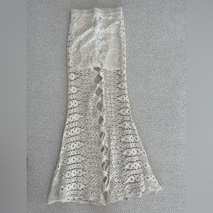 Cream maxi skirt in XS